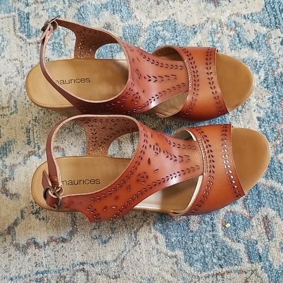 Sandals - Picture 6 of 6